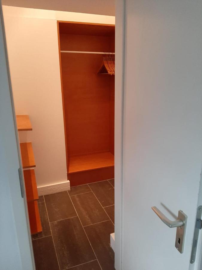 Sleep & Go! Self Service Rooms With Community Kitchen Nittel Exterior foto