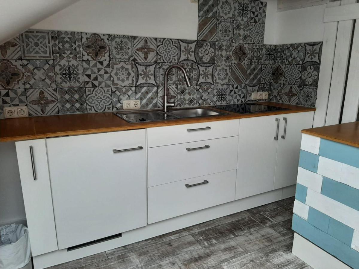 Sleep & Go! Self Service Rooms With Community Kitchen Nittel Exterior foto